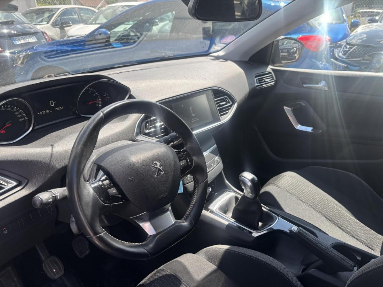 PEUGEOT 308 II 1.2 PURETECH S&S 110 STYLE