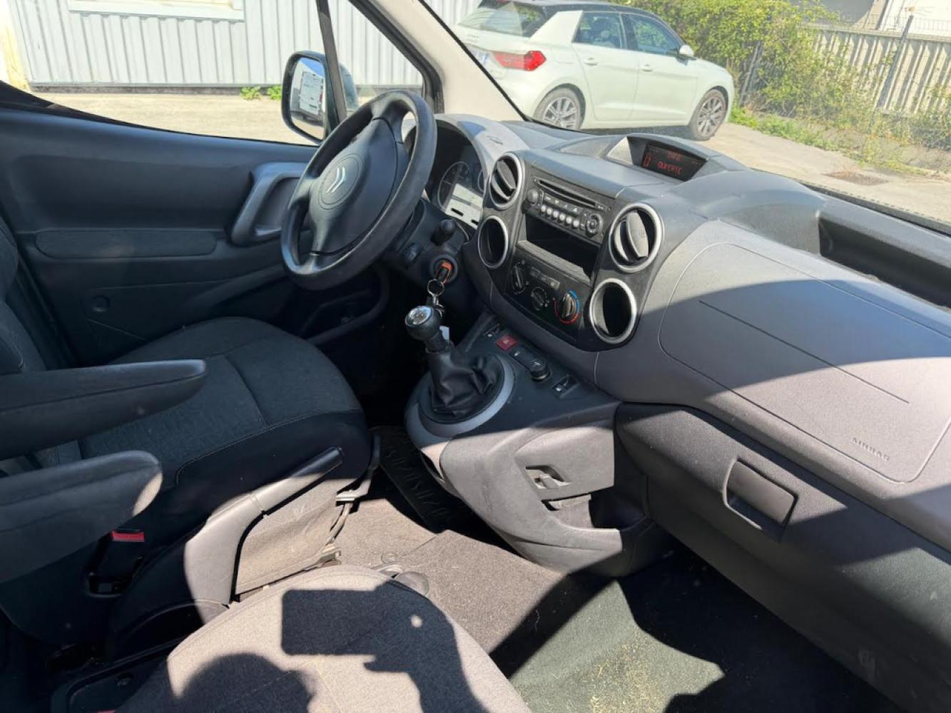 CITROEN BERLINGO II (2) 1.6 BLUEHDI 100 CONFORT 21L2