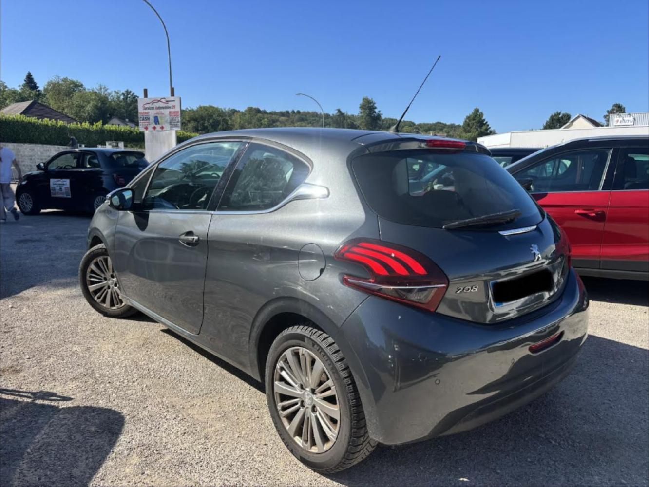 PEUGEOT 208 (2) 1.2 PURETECH 110 S&S ALLURE 3P