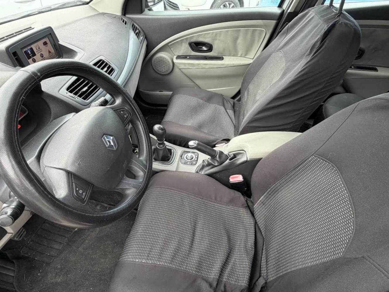 RENAULT MEGANE III (2) 1.5 DCI 110 FAP AUTHENTIQUE ECO2