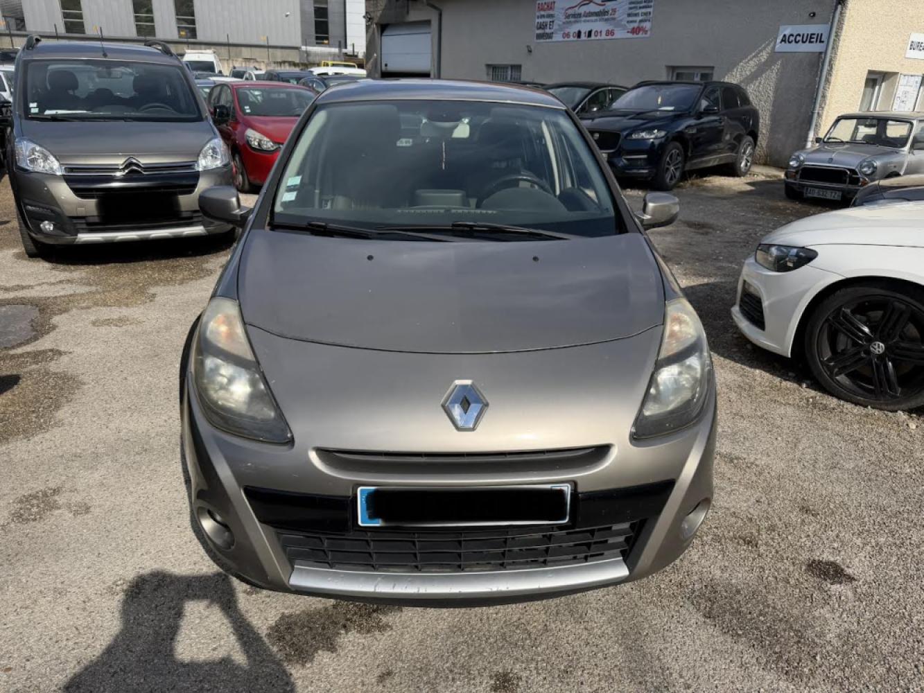 RENAULT CLIO III (2) 1.2 TCE 100 XV DE FRANCE 5P