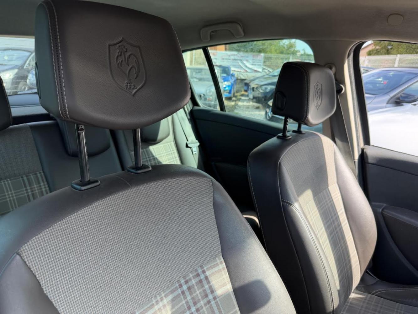 RENAULT CLIO III (2) 1.2 TCE 100 XV DE FRANCE 5P