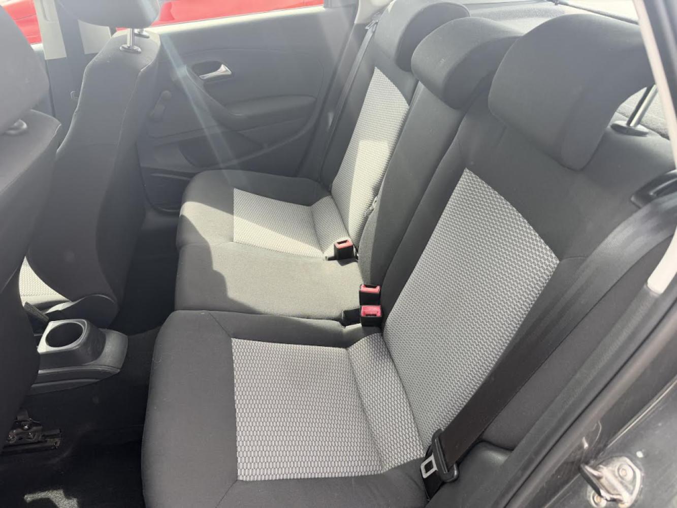 VOLKSWAGEN POLO V 1.6 TDI 90 CR FAP CONFORTLINE 5P
