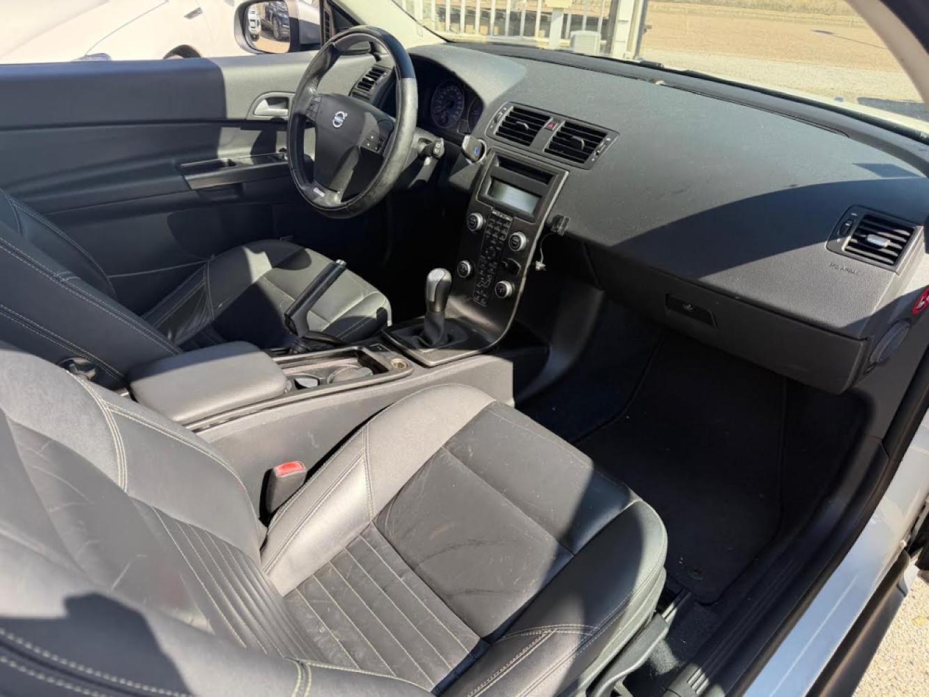 VOLVO C30 (2) D2 115 STOP & START KINETIC EDITION