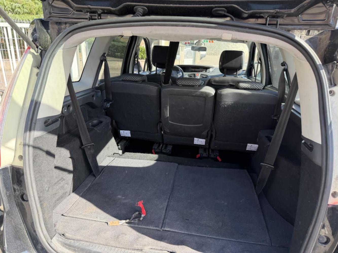 RENAULT GRAND SCENIC III 1.9 DCI 130 ALYUM 7PL