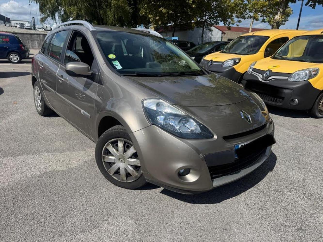 RENAULT CLIO 2 ESTATE 1.5 DCI 75CH TOMTOM LIVE ECO2