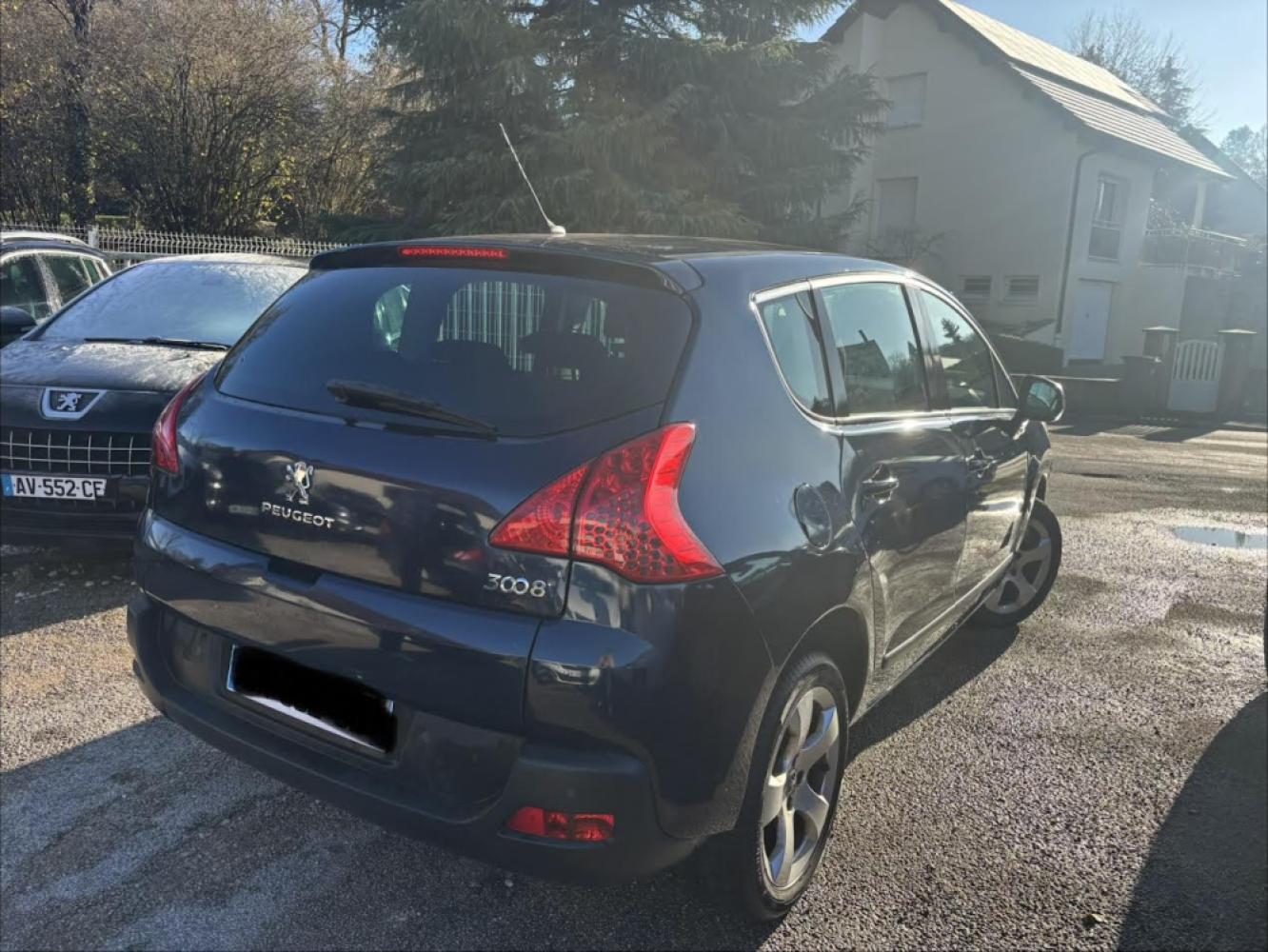 PEUGEOT 3008 1.6 HDI 112 FAP PREMIUM BVM6