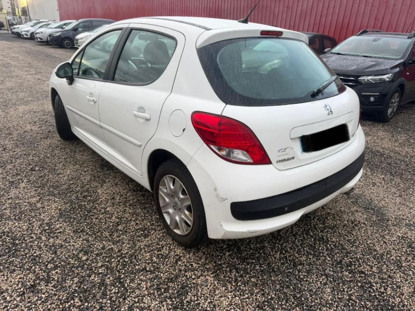 PEUGEOT 207 1.6 HDI 90CH PREMIUM