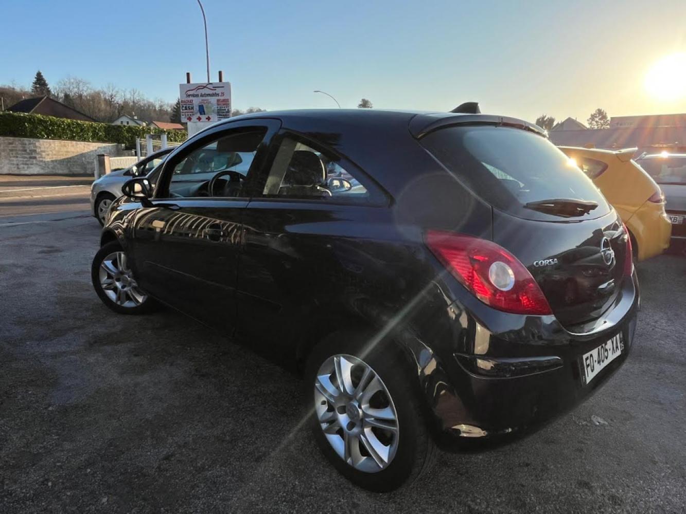 OPEL CORSA IV 1.7 CDTI 125 FAP COSMO 3P