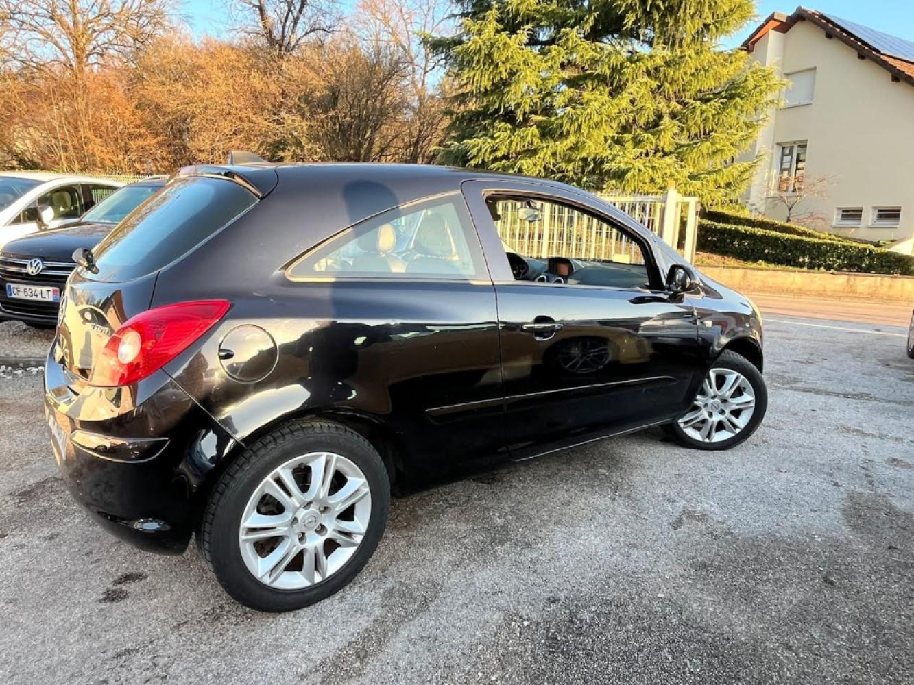 OPEL CORSA IV 1.7 CDTI 125 FAP COSMO 3P