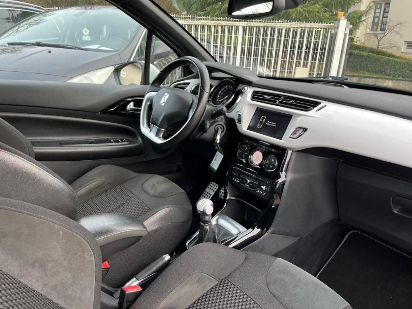 CITROEN DS3 1.6 E-HDI 90 AIRDREAM RED EDITION