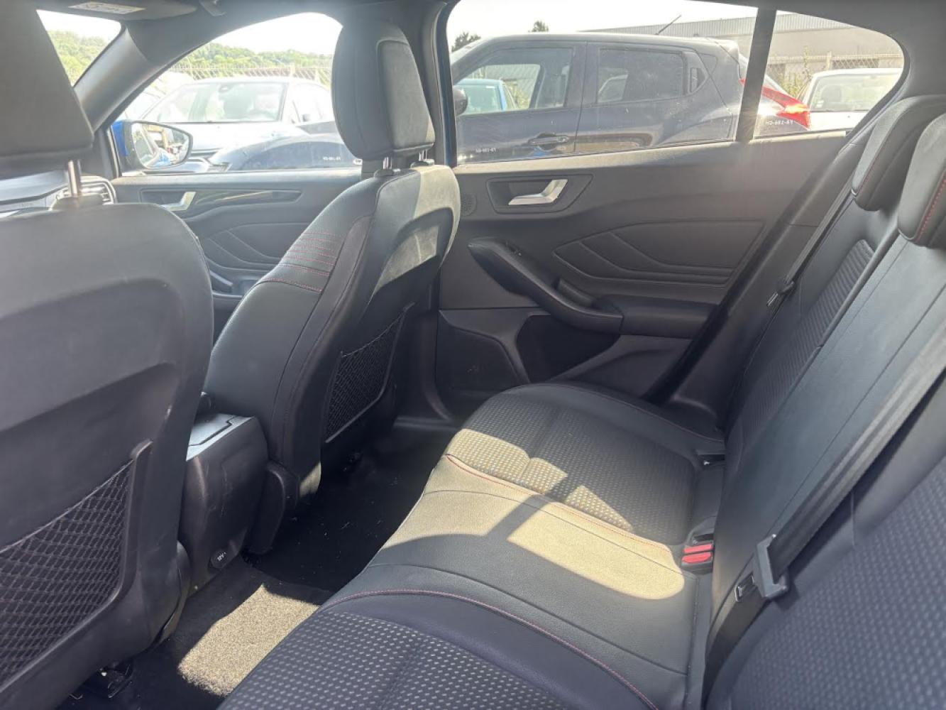 FORD FOCUS III (2) 1.0 ECOBOOST 125 S&S ST LINE 5