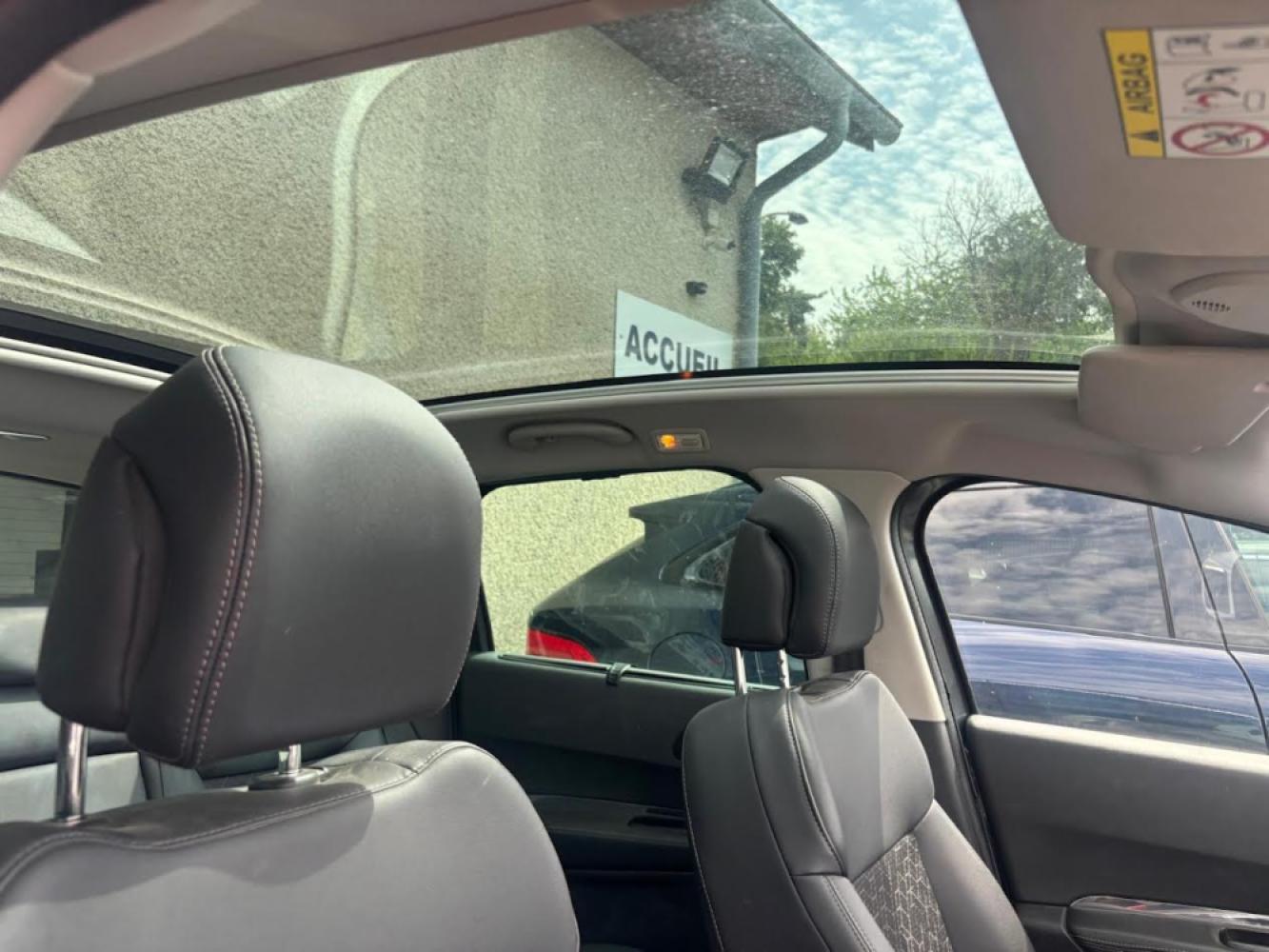 PEUGEOT 3008 1.6 HDI 115 FAP ALLURE